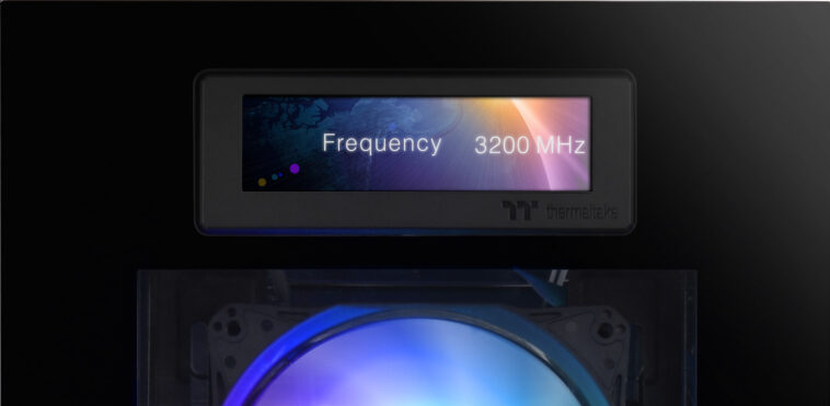 Pantalla LCD de la Thermaltake Divider 550 TG Ultra