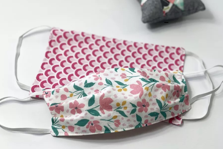 Comment coudre un masque facial de base - Trotons Tech Magazine