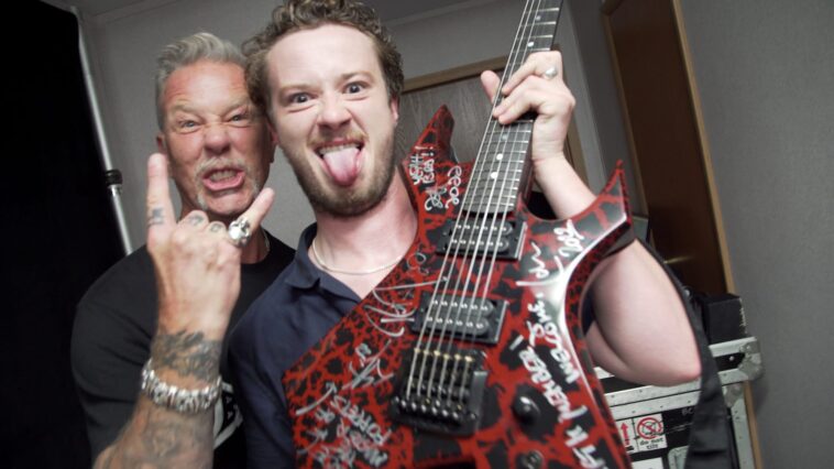 La star de Stranger Things, Joseph Quinn, sort enfin avec Metallica