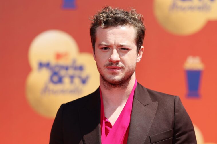 Joseph Quinn est-il dans la saison 3 de Bridgerton ?  (Rumeurs expliquées)