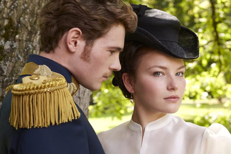 Who stars in the German regal drama?