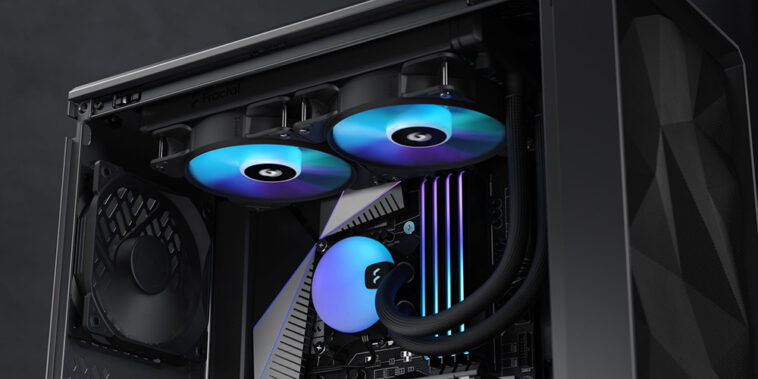 Avez-vous un refroidissement liquide Fractal Lumen dans votre PC ?  Faire un RMA