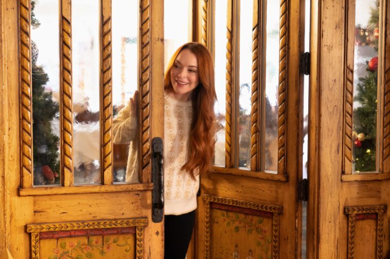Lindsay Lohan chante-t-elle Jingle Bell Rock dans Falling for Christmas ?
