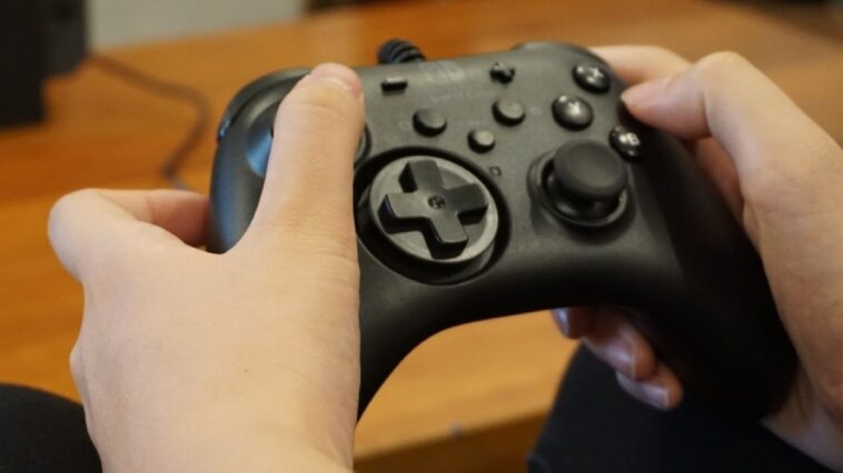 La manette HORIPAD pour Nintendo Switch est en vente à un prix imbattable !