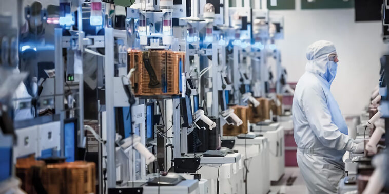 les 10 premiers clients de puce coupent les commandes