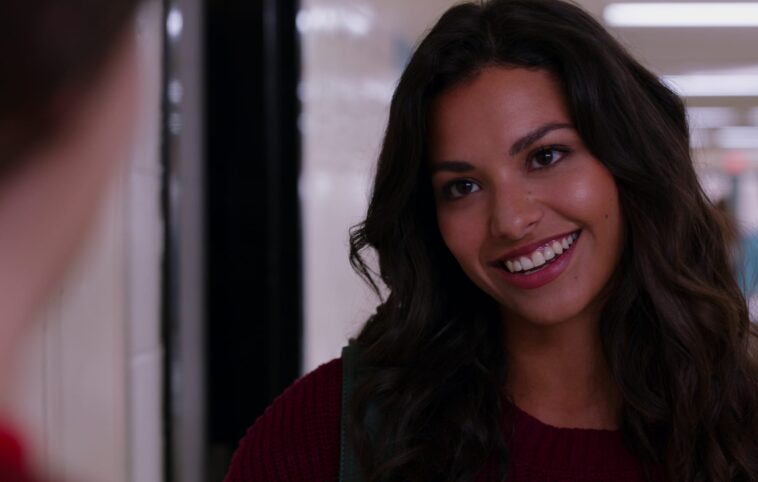 Qui joue Sophie dans Ginny & Georgia ?  (âge Humberly González, Instagram, etc.)