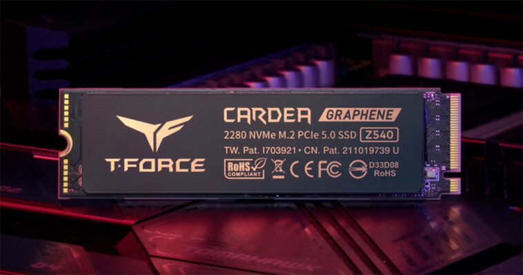 SSD PCIe 5.0 qui atteint 12 000 Mo/s