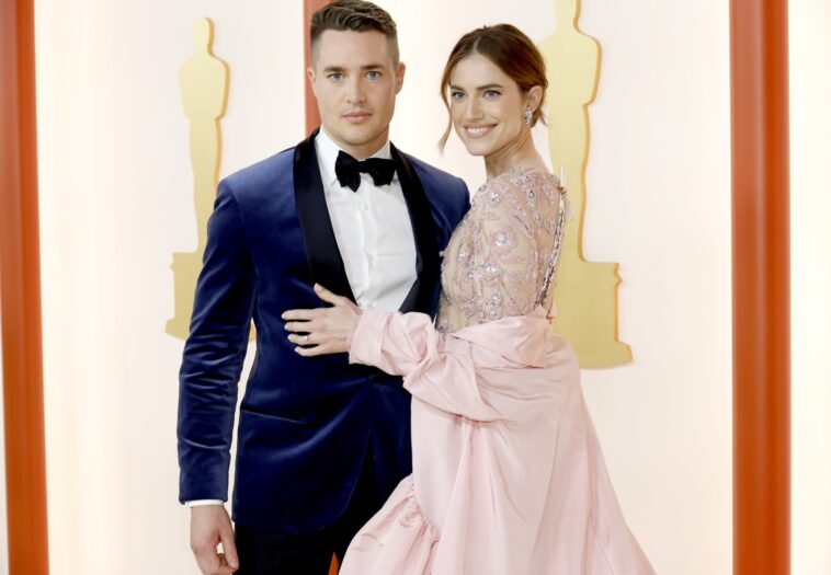 Alexander Dreymon et Allison Williams sont-ils mariés ?