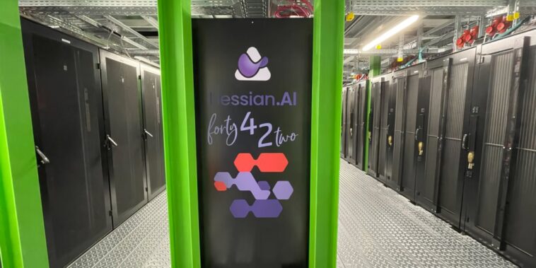 Forty Two, superviseur de 8 PFLOPS pour IA avec GPU NVIDIA A100