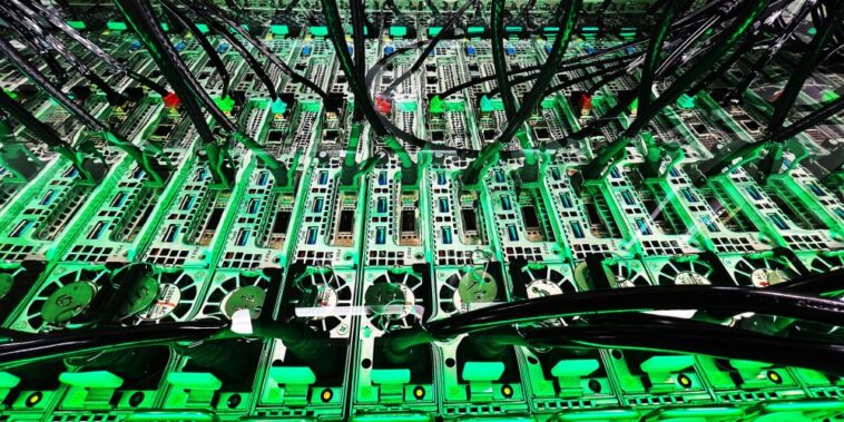Intel crée un système de refroidissement capable de dissiper 2000 W de TDP