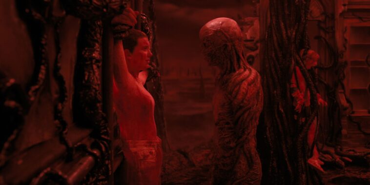 Jamie Campbell Bower revient dans le rôle de Vecna ​​dans une bande-annonce effrayante de Stranger Things VR