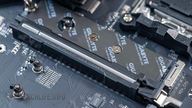 carte mère prenant en charge un GPU jusqu'à 58 kg