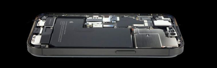 Nouvelle méthode de remplacement de batterie avec l'iPhone 16