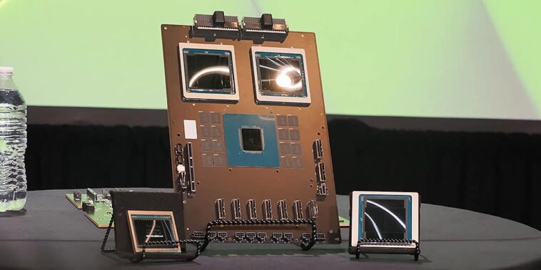 NVIDIA annule son GPU double rack GB200 NVL36x2