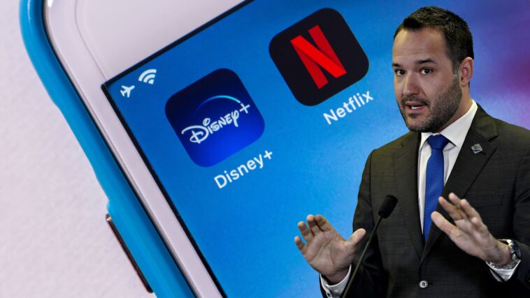 Oui, c'est compliqué de trouver du contenu en français sur Netflix et Spotify | QUB