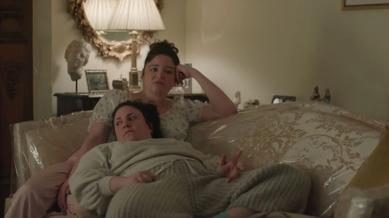 Lena Dunham prépare une série sur une coordinatrice d’intimité