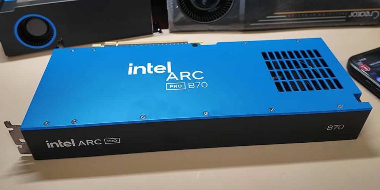 Intel Arc Pro B70 desmontaje