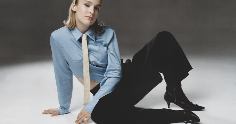 Pommelien Thijs, star de la série Netflix Knokke Off et icône pop flamande à la conquête de la Wallonie: "La comparaison avec Angèle? Je comprends"