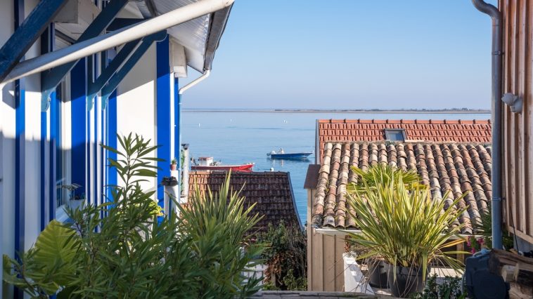 Plus de 250 figurants recherchés pour le tournage d'une série Netflix sur le bassin d'Arcachon